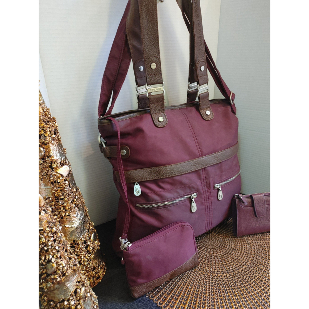 Baggallini Elena Travel Tote w. Wallet & Wristlet - Picture 2 of 10